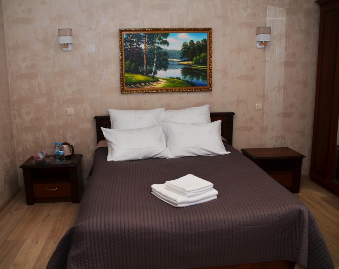 Centralnyi hotel Połtawa Zewnętrze zdjęcie