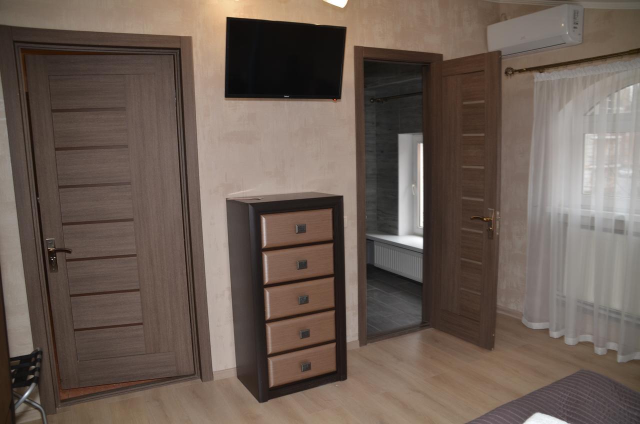Centralnyi hotel Połtawa Zewnętrze zdjęcie